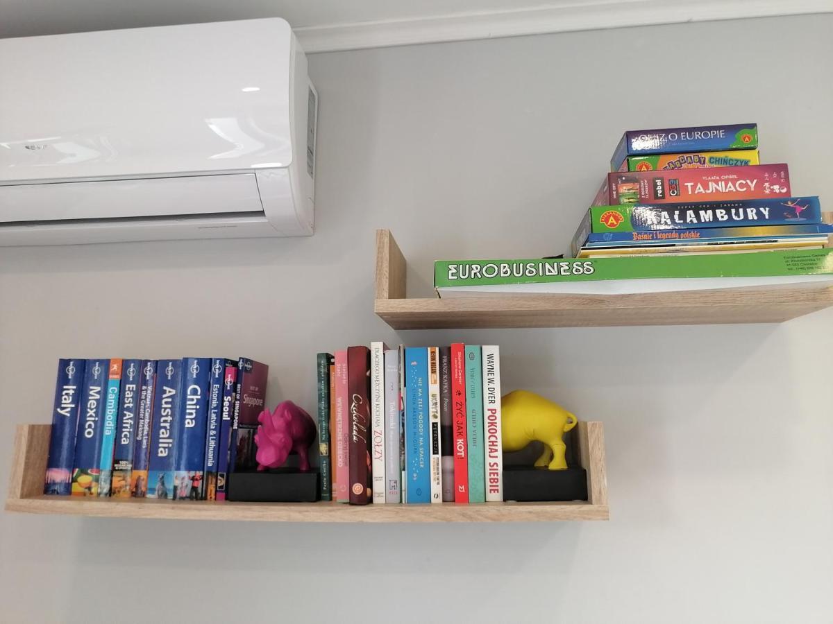 Apartament Mini Piso Domek z Wysposażonym Aneksem Kuchennym oraz Ogrodzonym Parkingiem Bodzanow  Zewnętrze zdjęcie